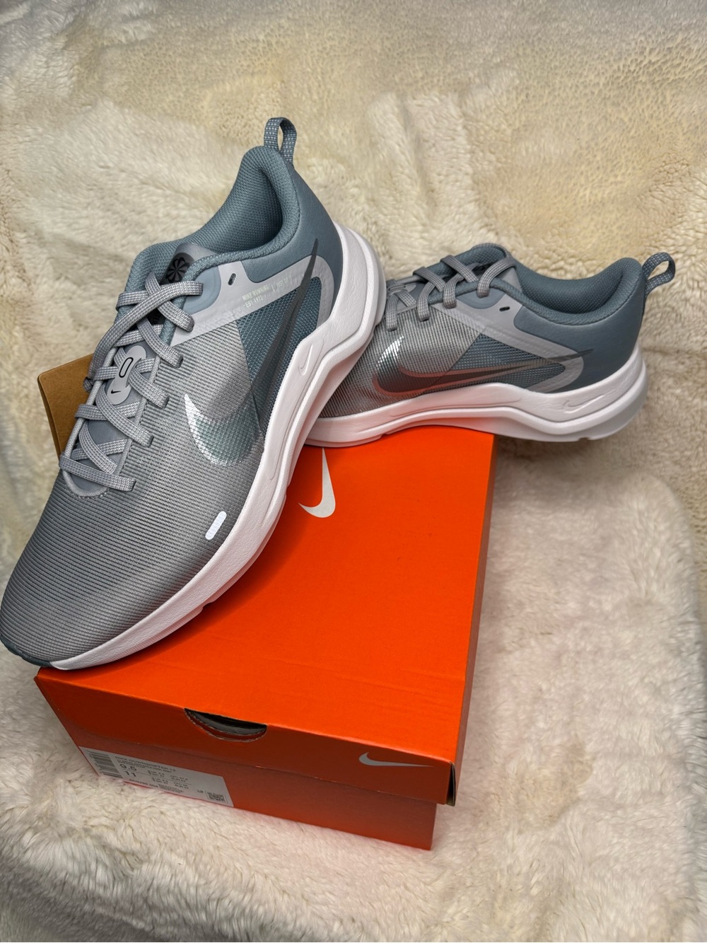 New in Box 🥈 Men’s Nike Downshifter - Size 9.5 / Women’s Size 11